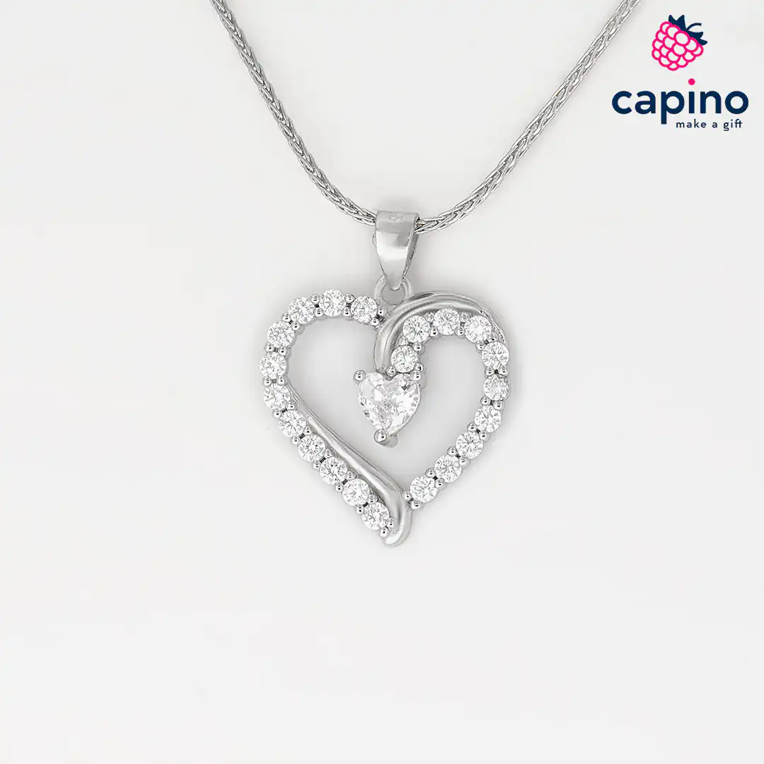 Collar corazón de plata Adelasia