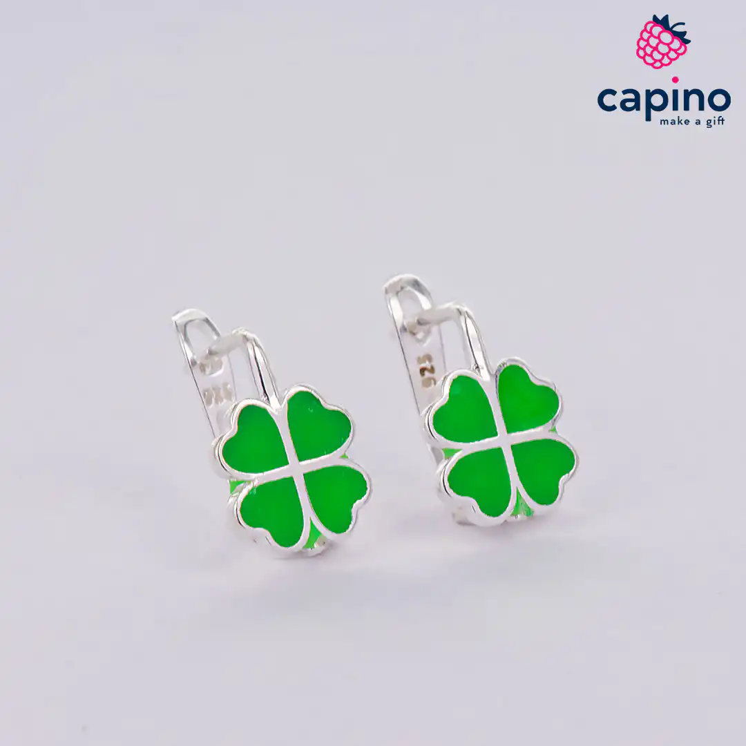 Pendientes para niñas Trébol de cuatro hojas de plata Phoebe